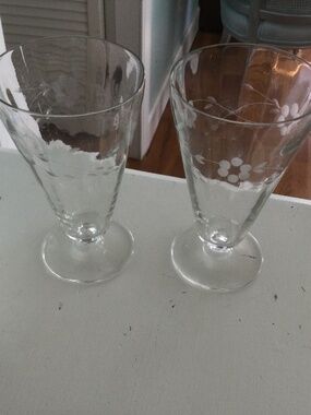 2 ea Crystal Princess House? Pilsner/Parfait glasses 6 3/4” tall